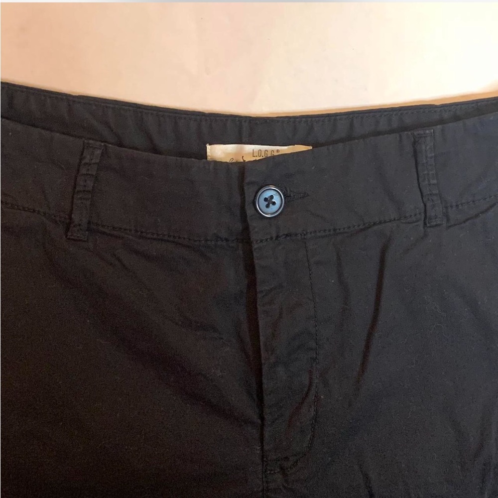 Black H&M pants.